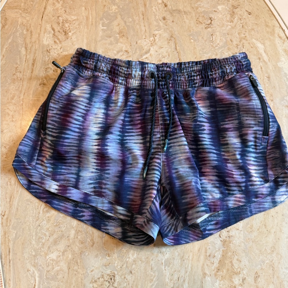 Athleta Girl